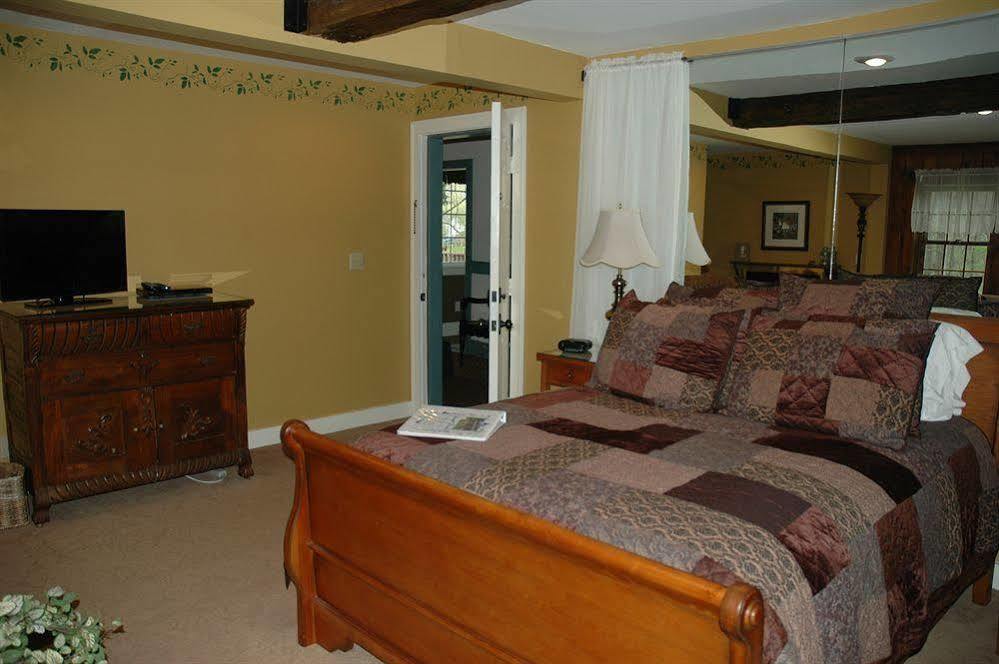 Genesee Country Inn B&B Mumford Exteriör bild