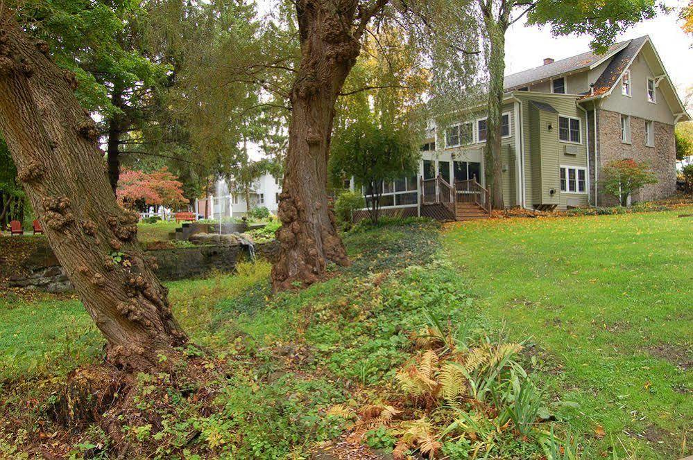 Genesee Country Inn B&B Mumford Exteriör bild